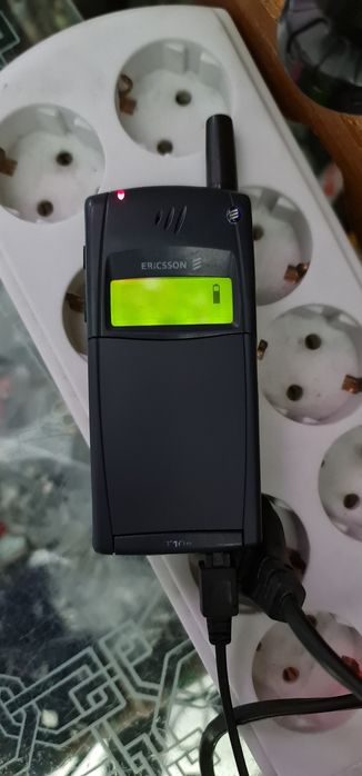 Ericsson  t10s  !!