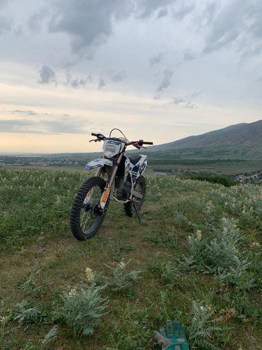 Продам эндуро GR7