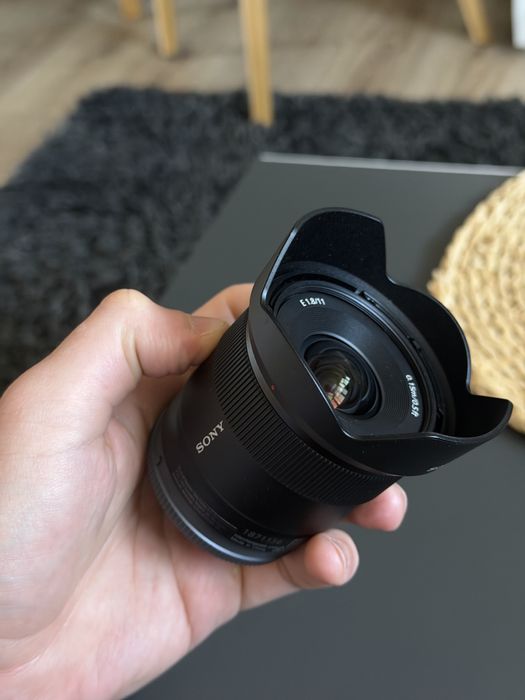 Широкоъгълен обектив SONY E 11mm F1.8