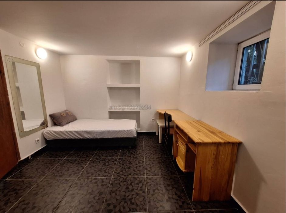 Дава се под наем  в София, Център - 16 кв.м за 209.1 € - Снимка #3