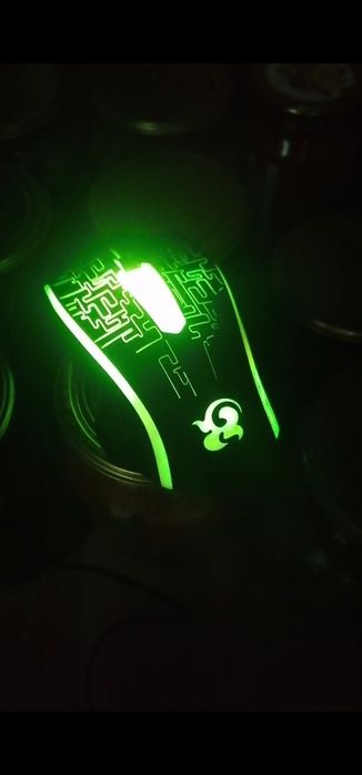 Продам компьютерную мышь оптическая