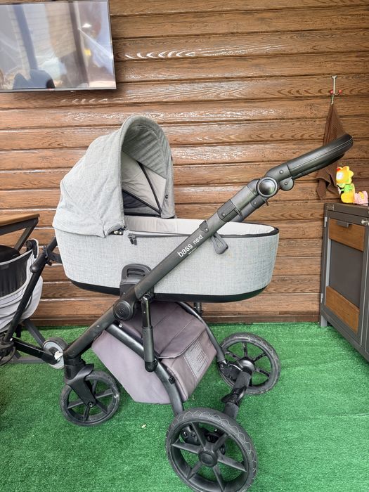 Продам коляску ROAN BASS NEXT