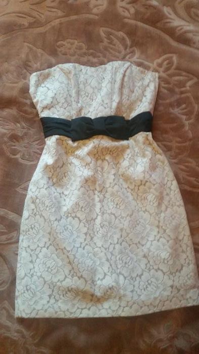 Лятна рокля с дантела