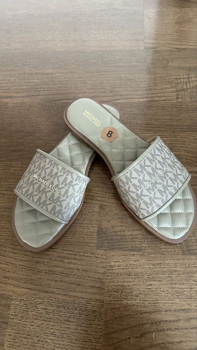 Шлепки Michael Kors 37 разм