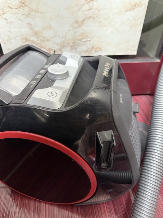 Прахосмукачка Miele Boost CX1 PowerLine - SNRF0