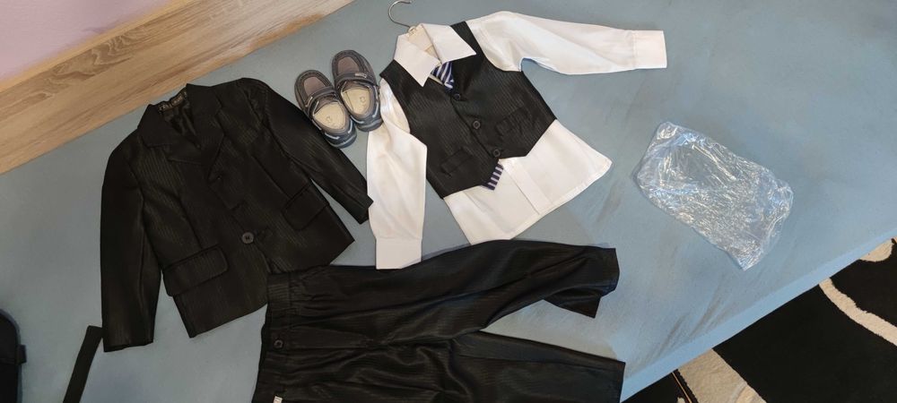 Детски официален костюм + обувки