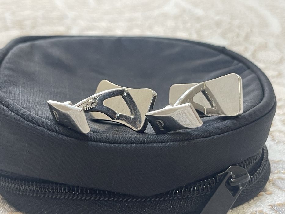 Золотые запонки Piaget