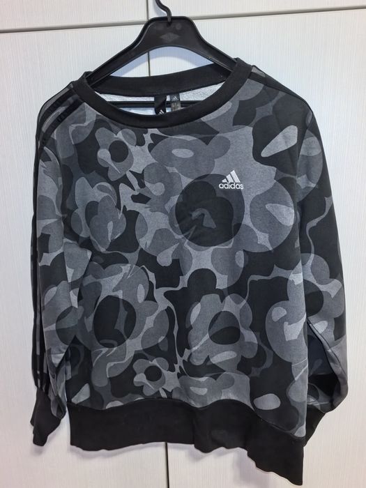 блуза Guess, блуза и суитшър Adidas