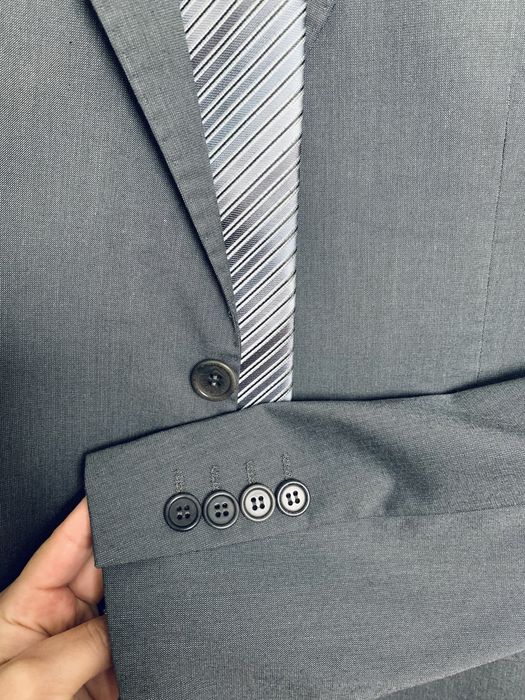 Официален мъжки костюм вълна