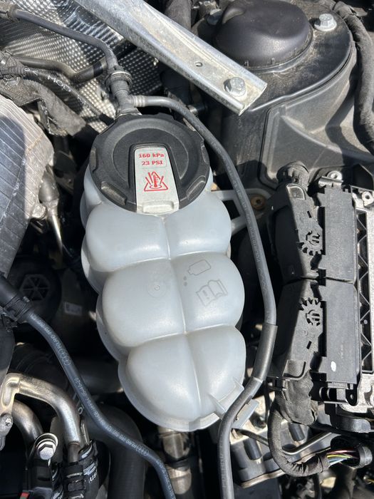 Vas expansiune antigel Audi A4 B9 2.0 Tdi 2021