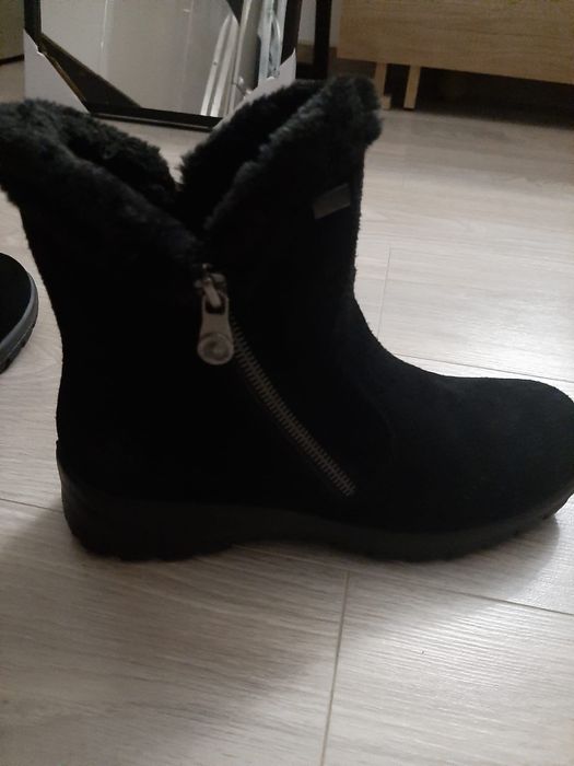 Ghete rieker piele intoarsa impermeabila. Noi. 300. Nr 38