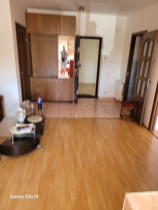 inchiriez apartament 2 camere complet utilat
