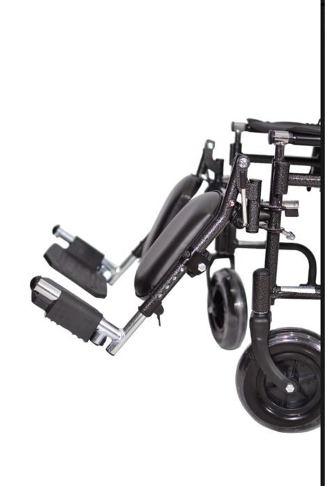 Инвалидная коляска в хорошем состоянии