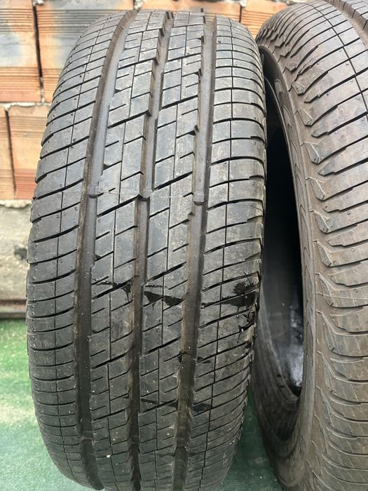 Продавам бусови гуми летни