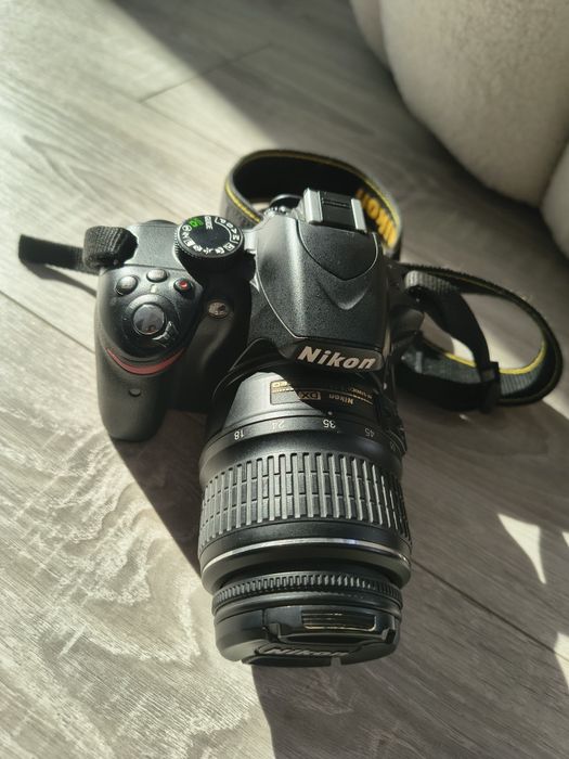 Nikon D3200 + 85 mm + 55-200mm