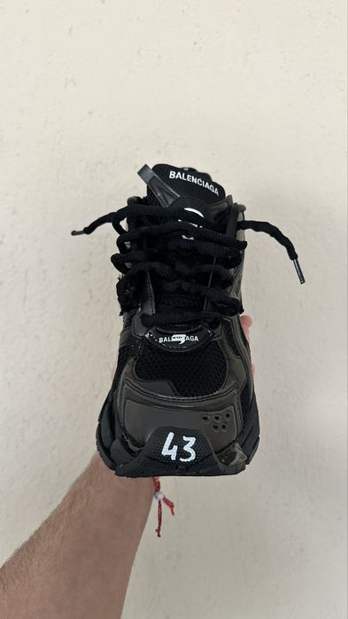 Balenciaga runners black 43