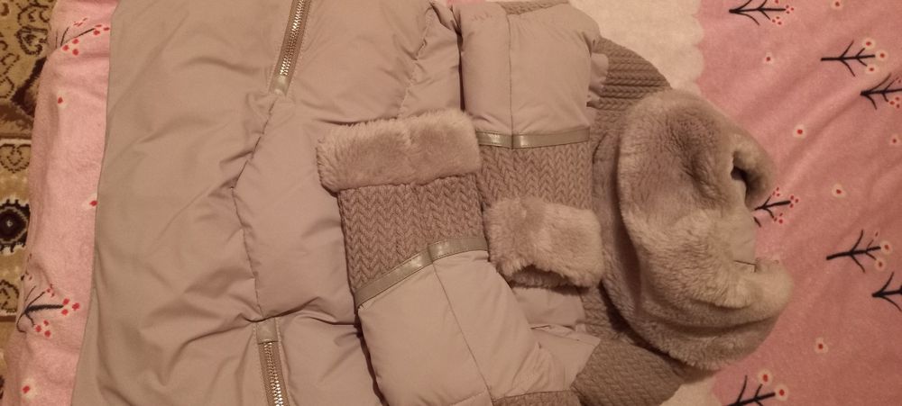 куртка сатылады комбиниров.