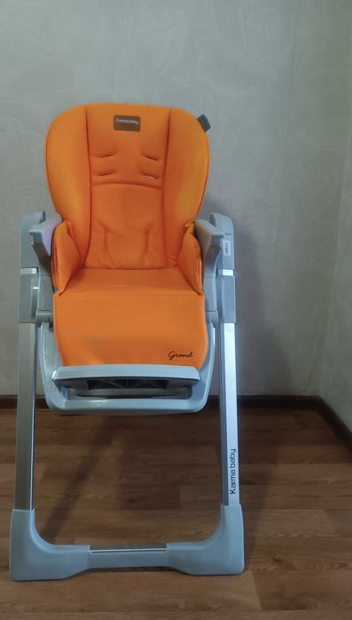 Детский стульчик для кормления