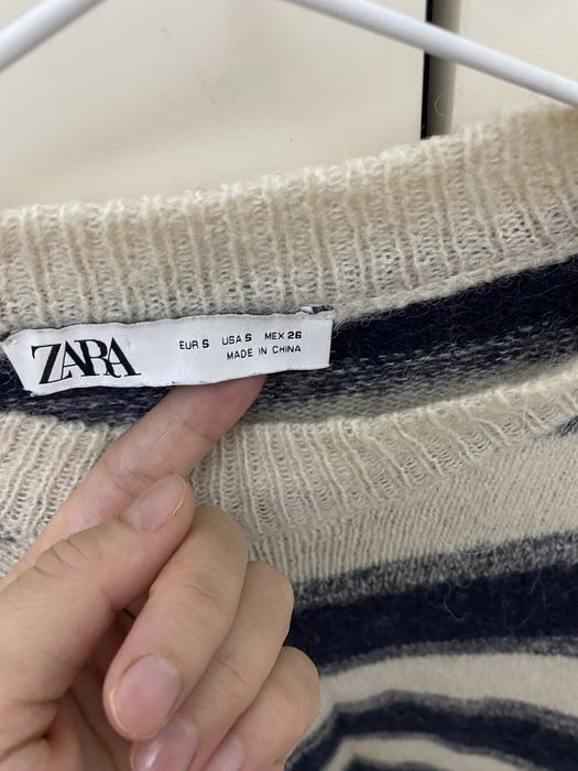 Свитер ZARA в полоску