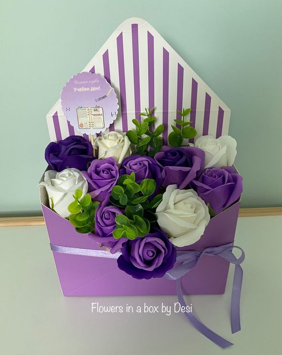 Аранжирани сапунени рози в кутии букет в кутия подарък цветя