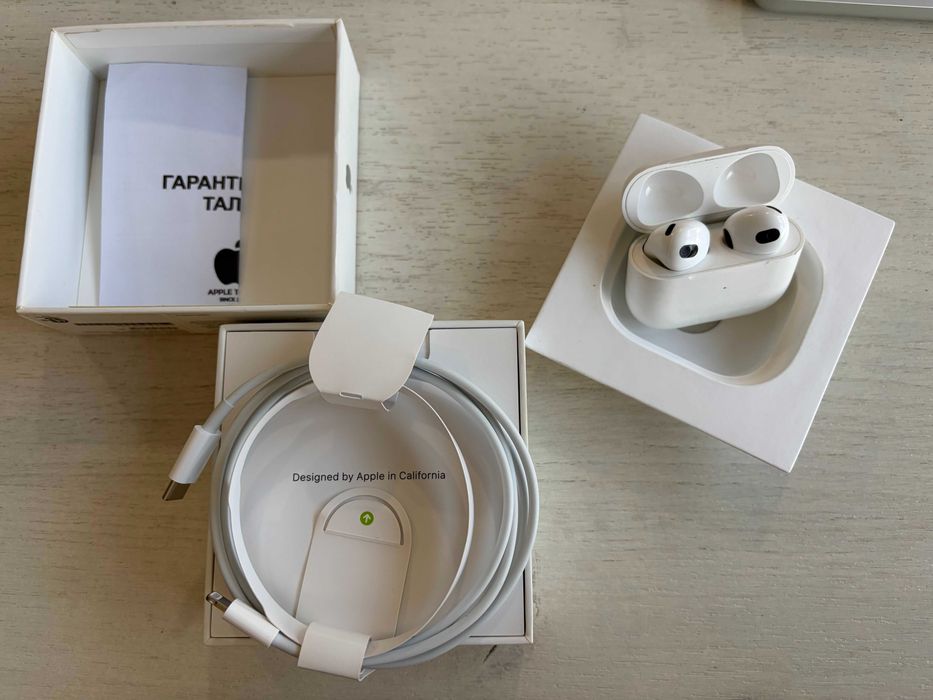 AirPods 3 продам в отличном состоянии