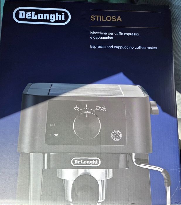 Чисто нова запечатана кафемашина Делонги DeLonghi