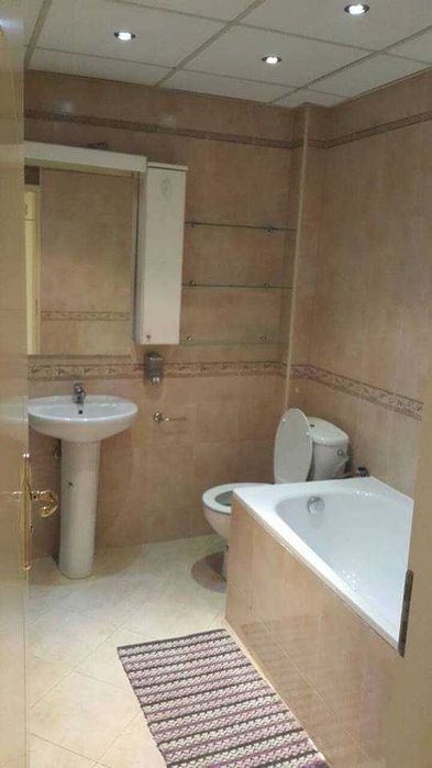 Дава се под наем Тристаен апартамент в Пловдив, Младежки Хълм - 120 кв.м за 540 € - Снимка #5