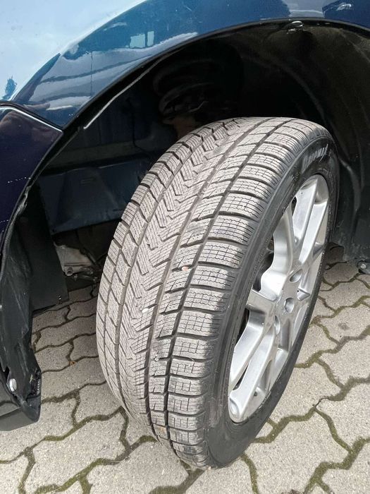 Fiat Freemont 2.0 Multijet 170к.с 7местен КОЖЕН салон Автоматик 4х4