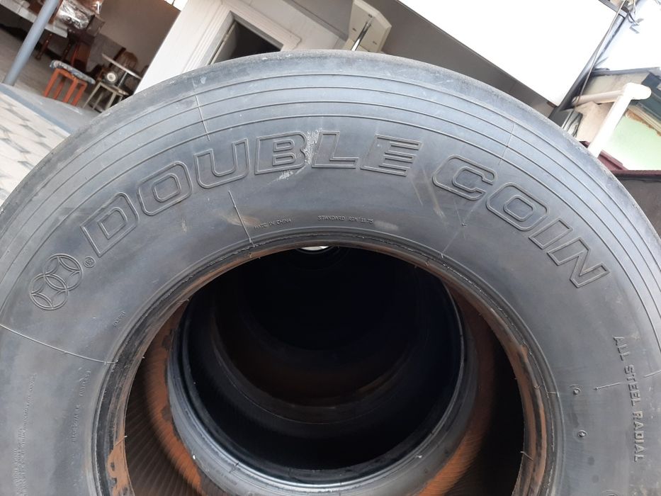 Продам грузовые шины