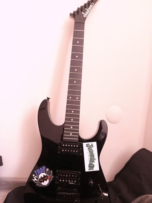 китара Jackson js 11