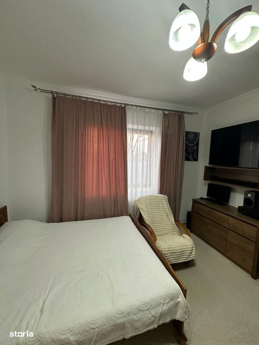 De vanzare casa la 5 minute de Roman, teren 612 mp, 93.000euro