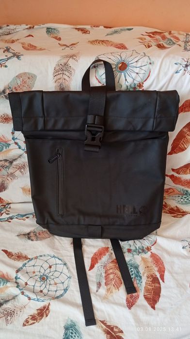 Дамски и мъжки раници