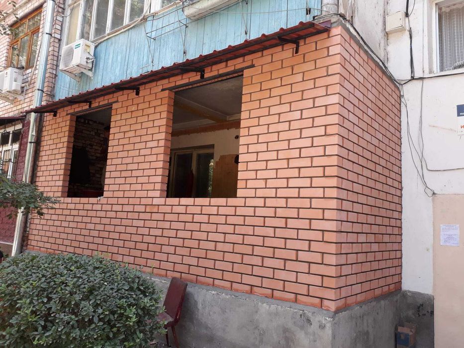 Копаем подвал делаем кладка кирпича