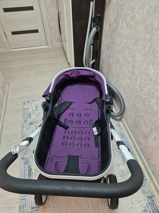 Продам детскую коляску