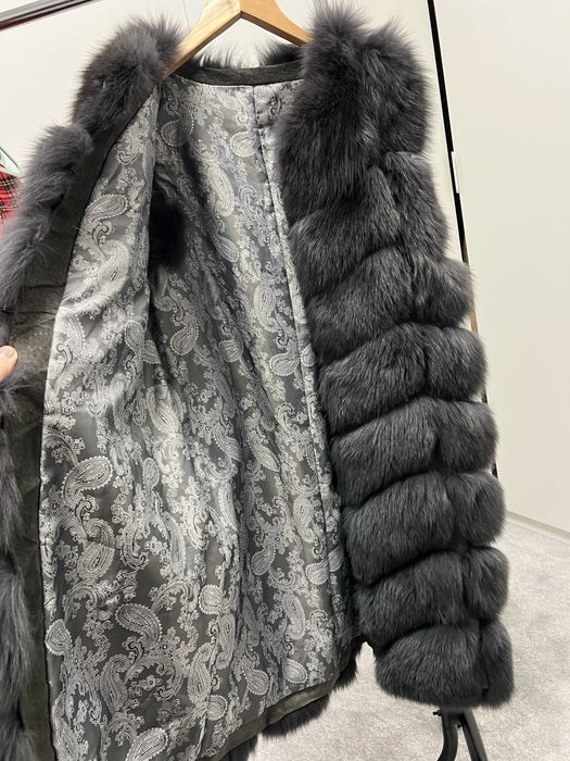 Vesta de blana lunga asa inchisa