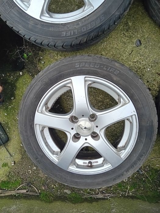 Лята джанта 15ка с гуми летни 195/50/15 MAZDA Мазда