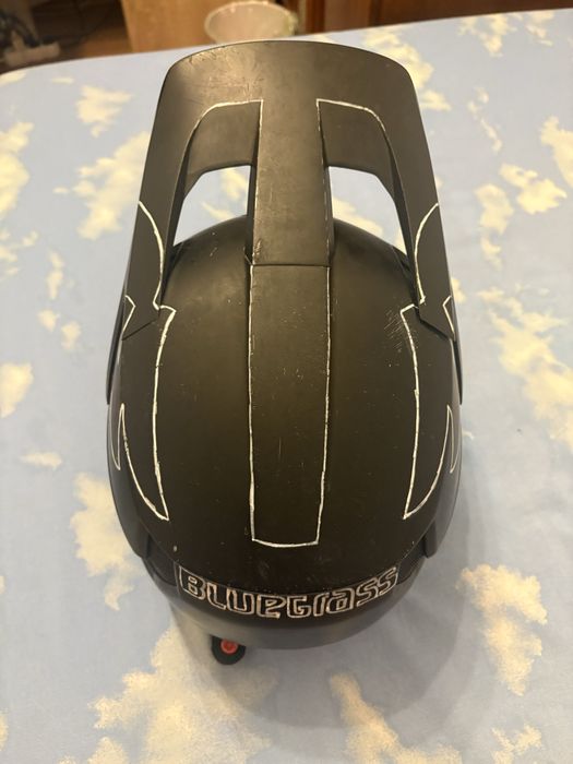 Casca blue grass full face downhill