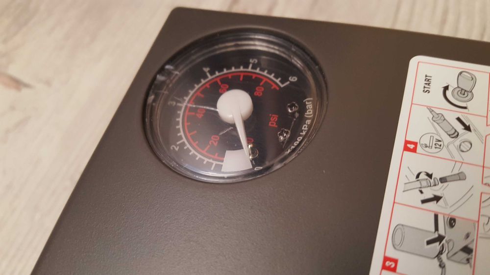 Нов Peugeot-Citroen компресор за гуми 12V-15А-180W