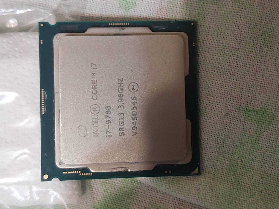 Intel i7 9700, 8-ядрен, LGA 1151 - със ЗАБЕЛЕЖКА !