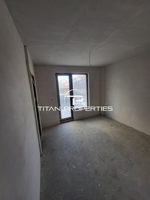 Продава се Тристаен апартамент в Бургас, Сарафово - 90 кв.м за 907 €/кв.м - Снимка #2
