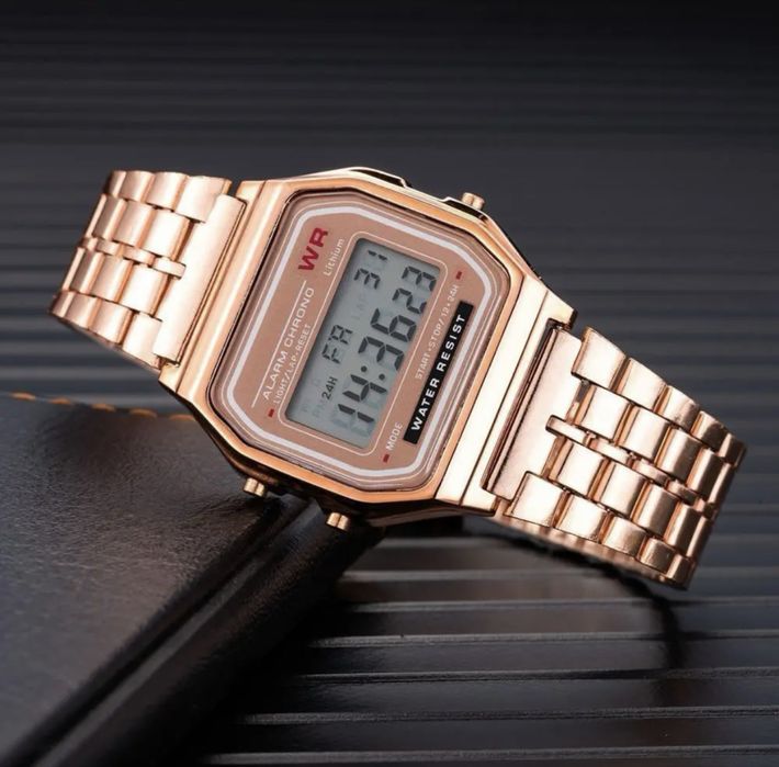 Стильные часы casio