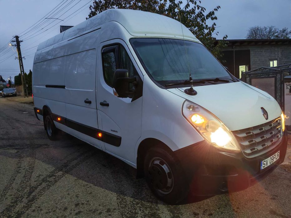 Autoutilitara Renault master