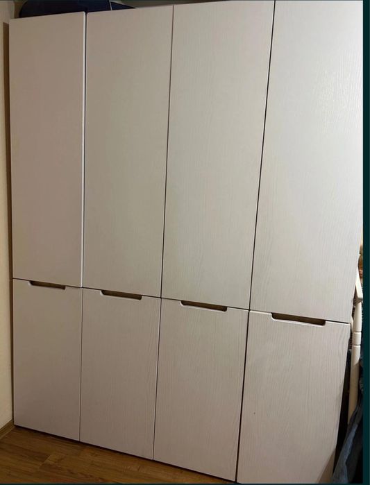 Продам спальний гарнитур