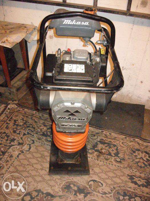 placa vibranta 90 kg--100 kg--2 to ,mai compactor, si alte scule (SC)