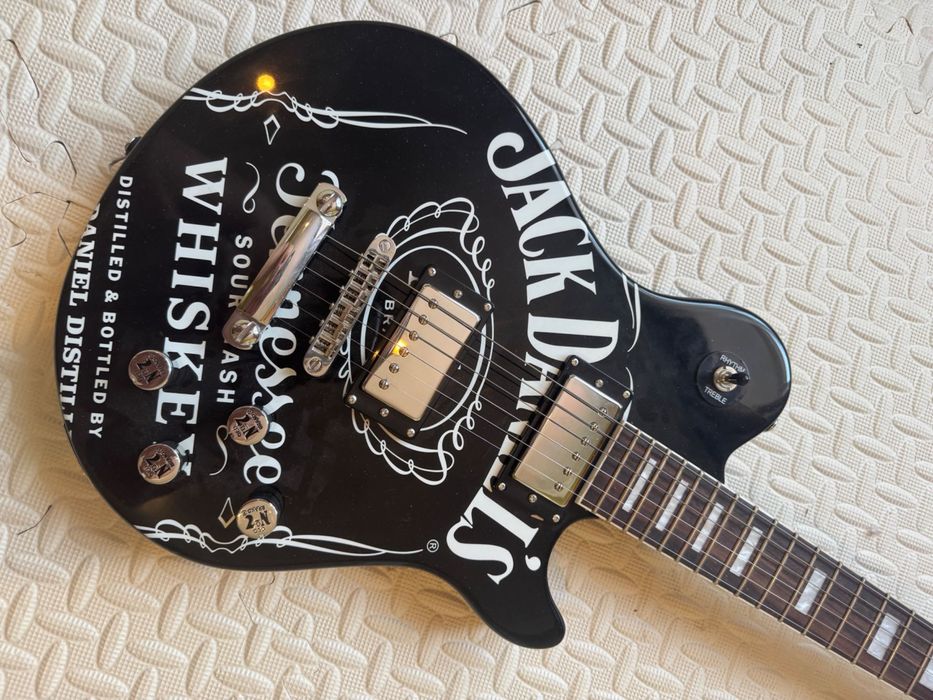 Гитара. Электрогитара.  Jack Daniel’s Old No.7  электрогитара
