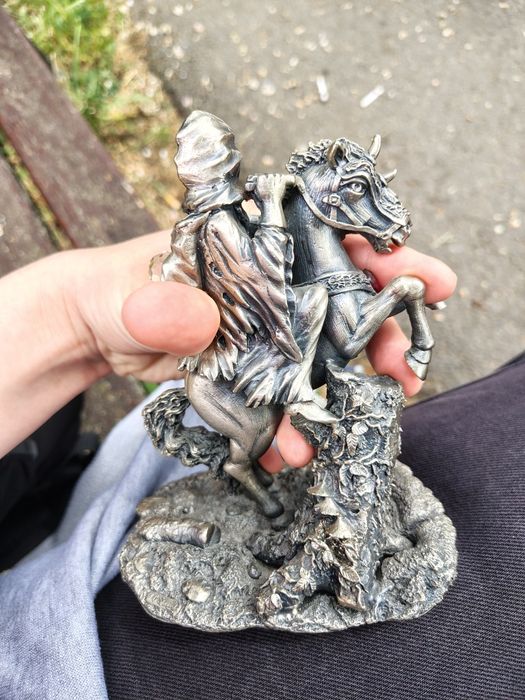 Statuie Lord of the rings de colecție 2 kg aproximativ