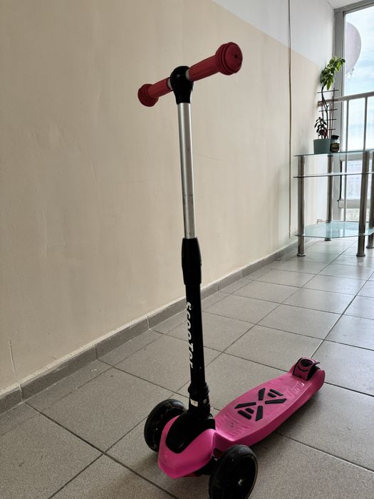 Детский самокат за 5тт