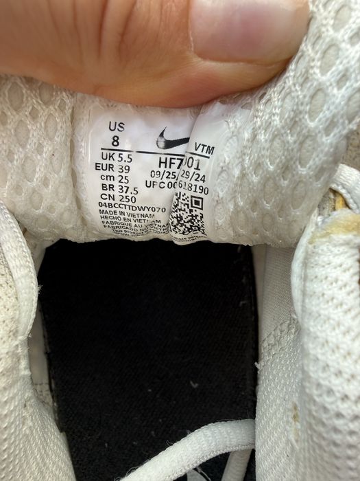 Оригинални маратонки nike vomero 39