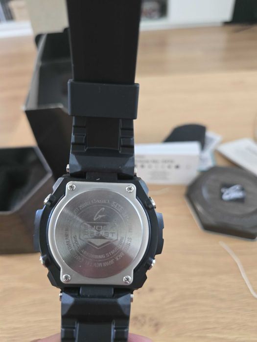 Casio G-Shock/G-Steel GST-210M-1AER