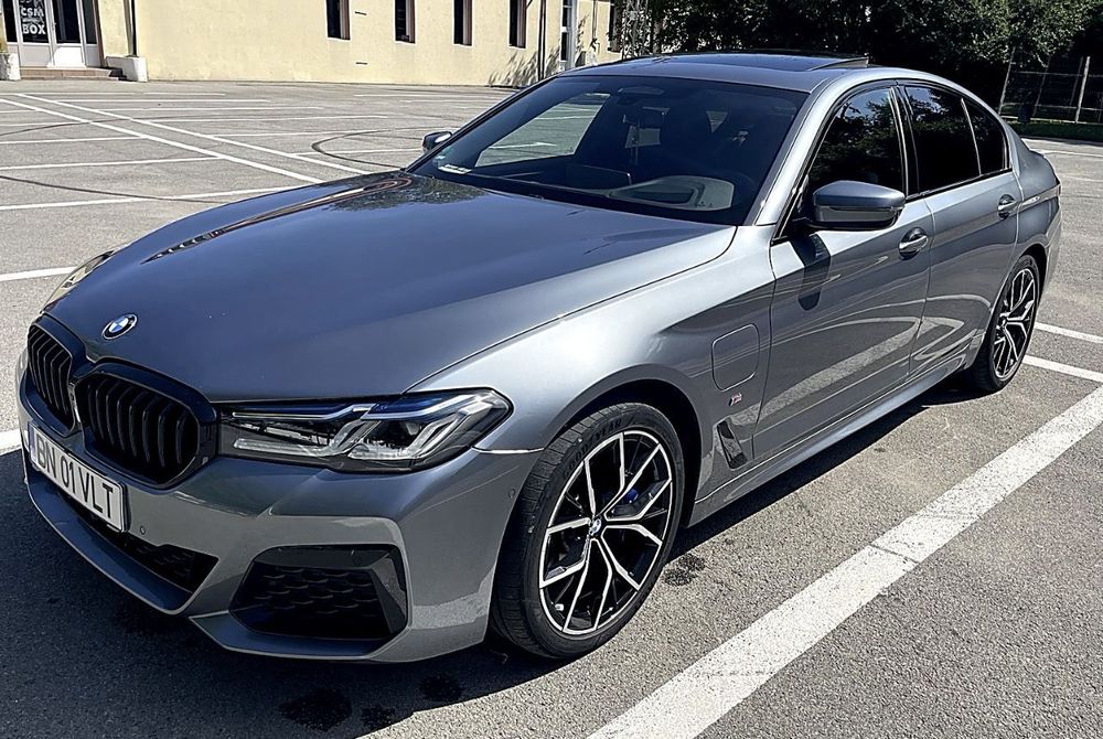 BMW Seria 5 BMW 530e xDrive M Paket – FULL – 56.969 km – IMPECABIL